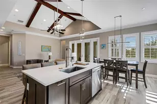 289 Sapphire Lake Dr, Bradenton, FL 34209 - Photo 14