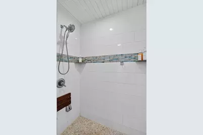 18 Seaside Court, Holmes Beach, FL 34217 - Photo 28