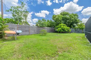 1893 Rita St, Sarasota, FL 34231 - Photo 30