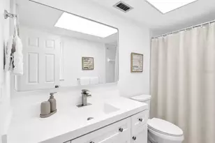 159 Vista Hermosa Cir, Sarasota, FL 34242 - Photo 24