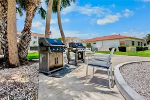 159 Vista Hermosa Cir, Sarasota, FL 34242 - Photo 36