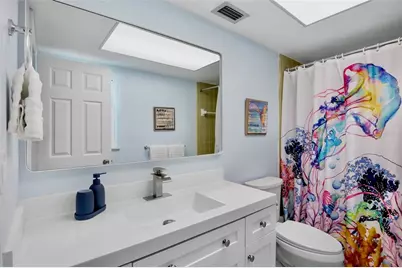 159 Vista Hermosa Circle #27B, Sarasota, FL 34242 - Photo 18
