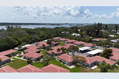 159 Vista Hermosa Circle #27B, Sarasota, FL 34242 - Photo 26