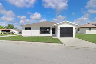 3250 Pebble Bend Dr, Lakeland, FL 33810 - Photo 2