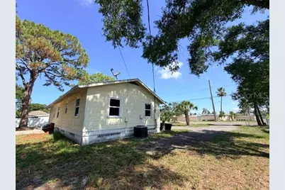 420 53rd Avenue E, Bradenton, FL 34203 - Photo 8