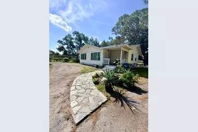 420 53rd Avenue E, Bradenton, FL 34203 - Photo 1