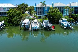 3915 Somerset Dr, Sarasota, FL 34242 - Photo 66