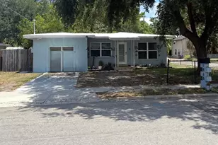 1929 3rd Ave E, Bradenton, FL 34208 - Photo 1