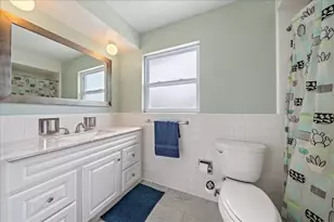 1210 Doris Dr, Sarasota, FL 34243 - Photo 26