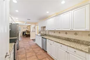 6711 Avenue C, Sarasota, FL 34231 - Photo 10