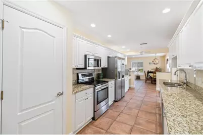 6711 Avenue C, Sarasota, FL 34231 - Photo 8