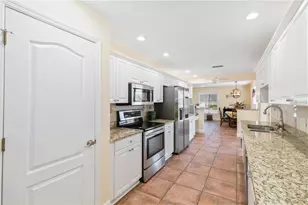 6711 Avenue C, Sarasota, FL 34231 - Photo 8