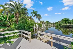 1707 Caribbean Dr, Sarasota, FL 34231 - Photo 48