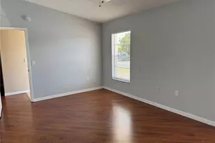 3908 41st St W, Bradenton, FL 34205 - Photo 10