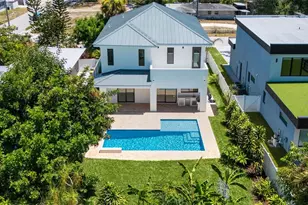 2483 Bay St, Sarasota, FL 34237 - Photo 52