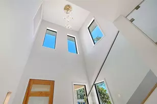 2483 Bay St, Sarasota, FL 34237 - Photo 6