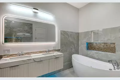 2483 Bay Street, Sarasota, FL 34237 - Photo 36