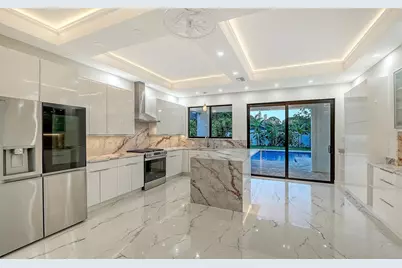 2483 Bay Street, Sarasota, FL 34237 - Photo 14