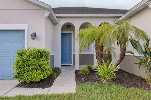 6307 4th St E, Bradenton, FL 34203 - Photo 2
