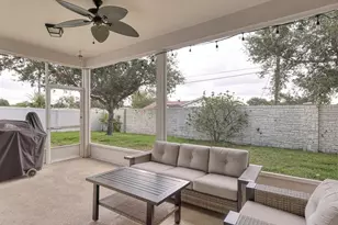 6307 4th St E, Bradenton, FL 34203 - Photo 4