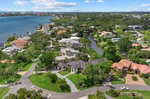 1707 Caribbean Dr, Sarasota, FL 34231 - Photo 4