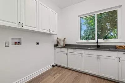 1707 Caribbean Drive, Sarasota, FL 34231 - Photo 34