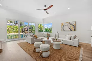 1707 Caribbean Dr, Sarasota, FL 34231 - Photo 30