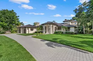 1707 Caribbean Dr, Sarasota, FL 34231 - Photo 1