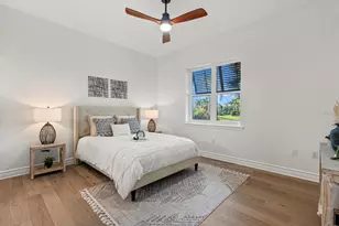 1707 Caribbean Dr, Sarasota, FL 34231 - Photo 24