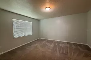 12374 Eastpointe Dr, Dade City, FL 33525 - Photo 10