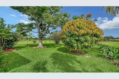 4777 Ringwood Meadow, Sarasota, FL 34235 - Photo 12