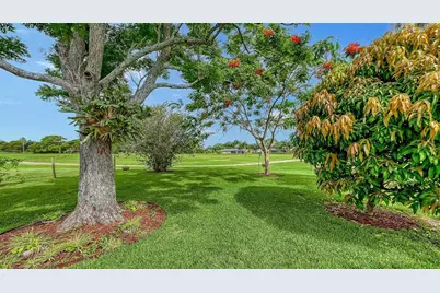 4777 Ringwood Meadow, Sarasota, FL 34235 - Photo 6