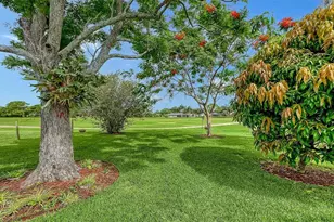 4777 Ringwood Meadow, Sarasota, FL 34235 - Photo 6
