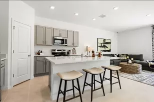 10814 Eclipse St, Sarasota, FL 34241 - Photo 4
