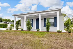 2206 53rd Ave E, Bradenton, FL 34203 - Photo 1