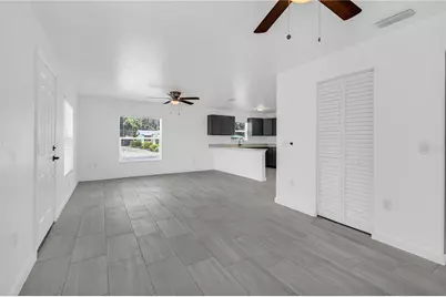 2206 53rd Avenue E, Bradenton, FL 34203 - Photo 8