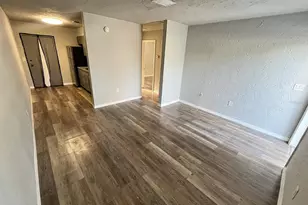 2519 9th Ave W, Bradenton, FL 34205 - Photo 4