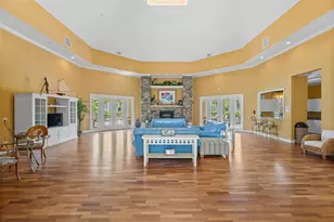 5611 Bidwell Pkwy, Sarasota, FL 34233 - Photo 26