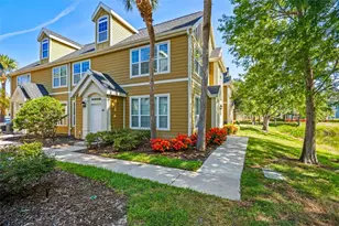 5611 Bidwell Pkwy, Sarasota, FL 34233 - Photo 1