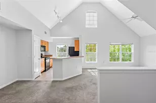 5611 Bidwell Pkwy, Sarasota, FL 34233 - Photo 4