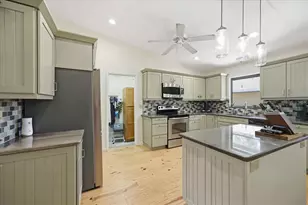 4408 Groveland Ave, Sarasota, FL 34231 - Photo 16