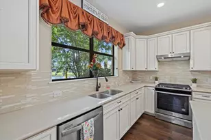 17011 Hampton Falls Terrace, Lakewood Ranch, FL 34202 - Photo 14