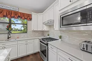 17011 Hampton Falls Terrace, Lakewood Ranch, FL 34202 - Photo 12