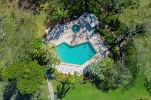 223 Lakewood Dr, Bradenton, FL 34210 - Photo 6