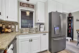 1018 Kensington St, Port Charlotte, FL 33952 - Photo 12