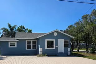 1015 23rd Ave W, Bradenton, FL 34205 - Photo 1