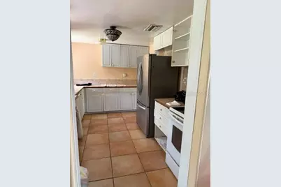 210 47th Street W, Bradenton, FL 34209 - Photo 6