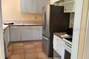 210 47th St W, Bradenton, FL 34209 - Photo 6