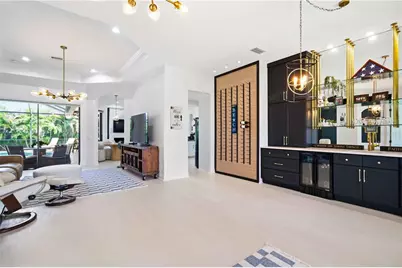 8051 36th Street Circle E, Sarasota, FL 34243 - Photo 4