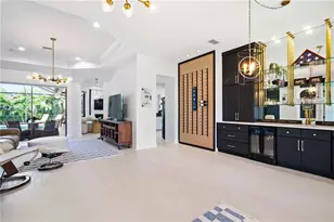 8051 36th St Cir E, Sarasota, FL 34243 - Photo 4